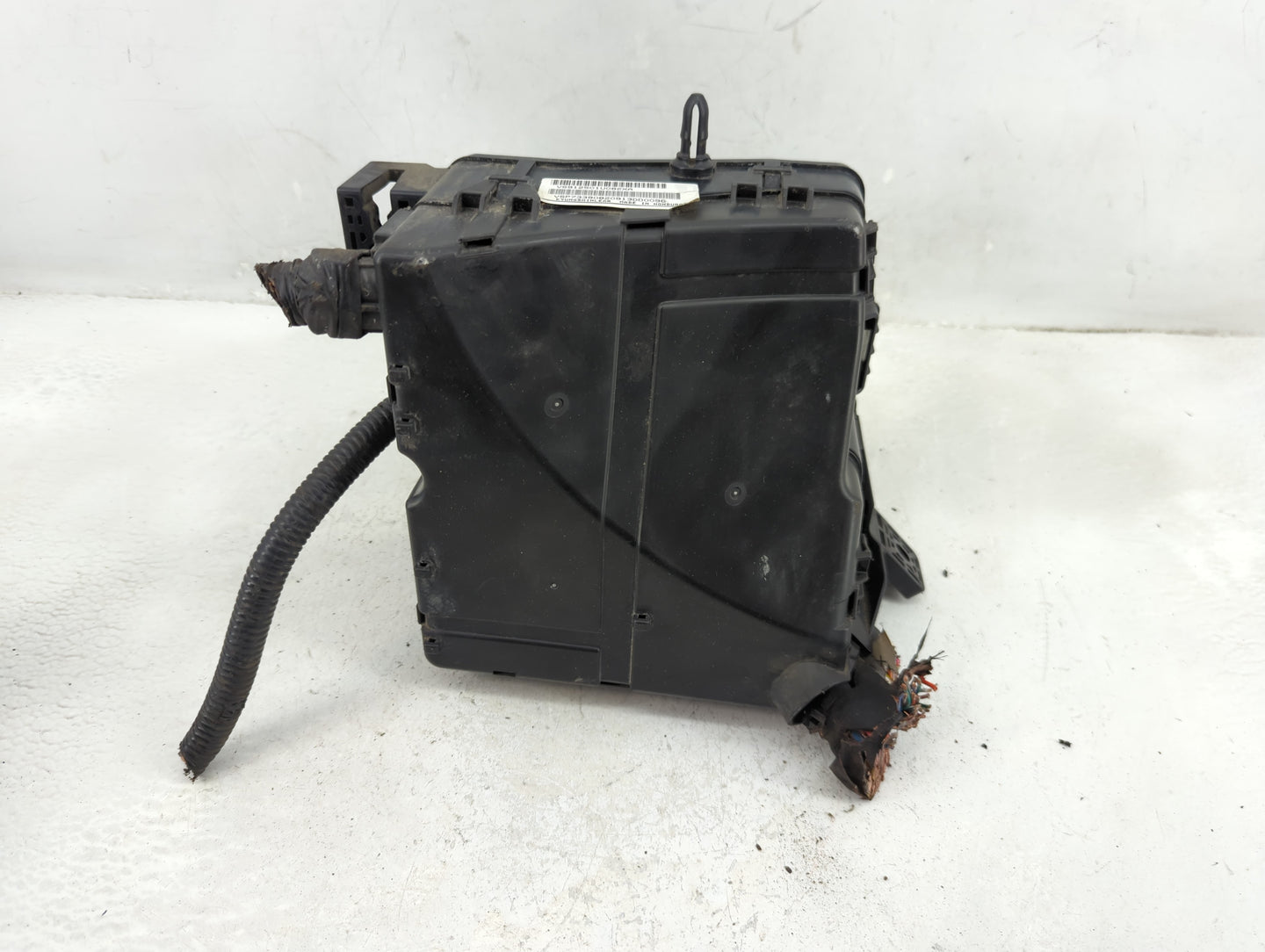 2014-2015 Kia Sorento Fusebox Fuse Box Panel Relay Module P/N:91951-3X100 Fits Fits 2014 2015 OEM Used Auto Parts - Oemuseda