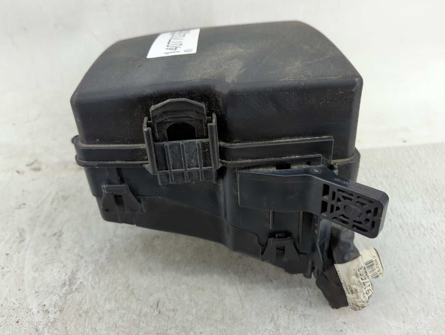 2014-2015 Kia Sorento Fusebox Fuse Box Panel Relay Module Fits Fits 2014 2015 OEM Used Auto Parts - Oemusedautoparts1.com