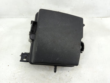 2014-2015 Kia Sorento Fusebox Fuse Box Panel Relay Module P/N:91951-3X100 Fits Fits 2014 2015 OEM Used Auto Parts - Oemuseda