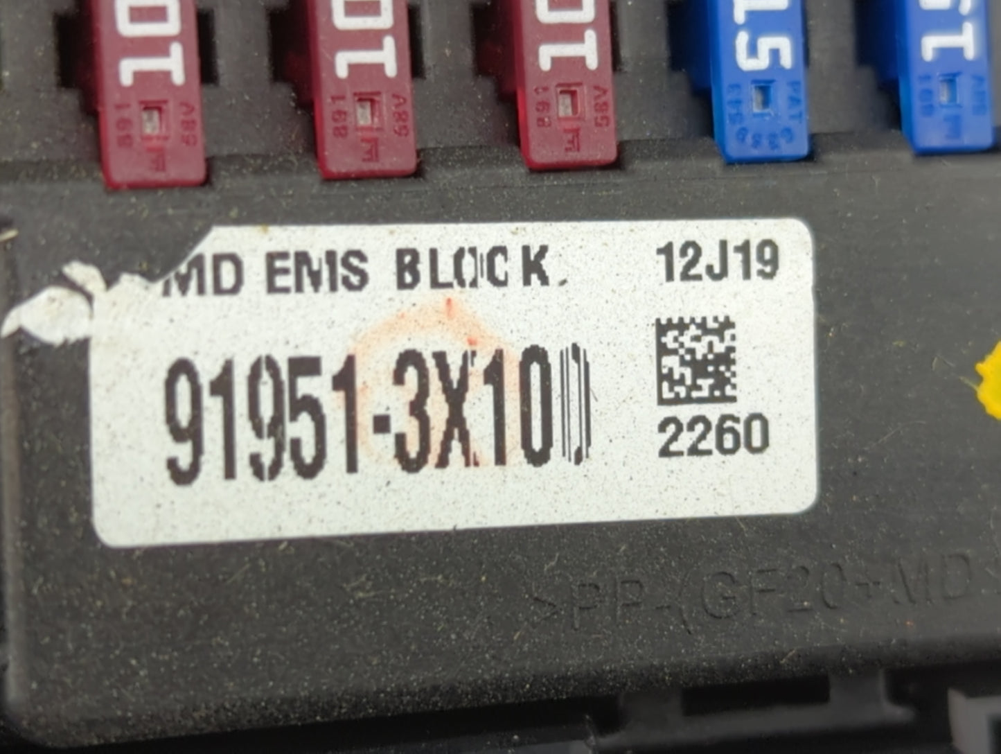 2014-2015 Kia Sorento Fusebox Fuse Box Panel Relay Module P/N:91951-3X100 Fits Fits 2014 2015 OEM Used Auto Parts - Oemuseda