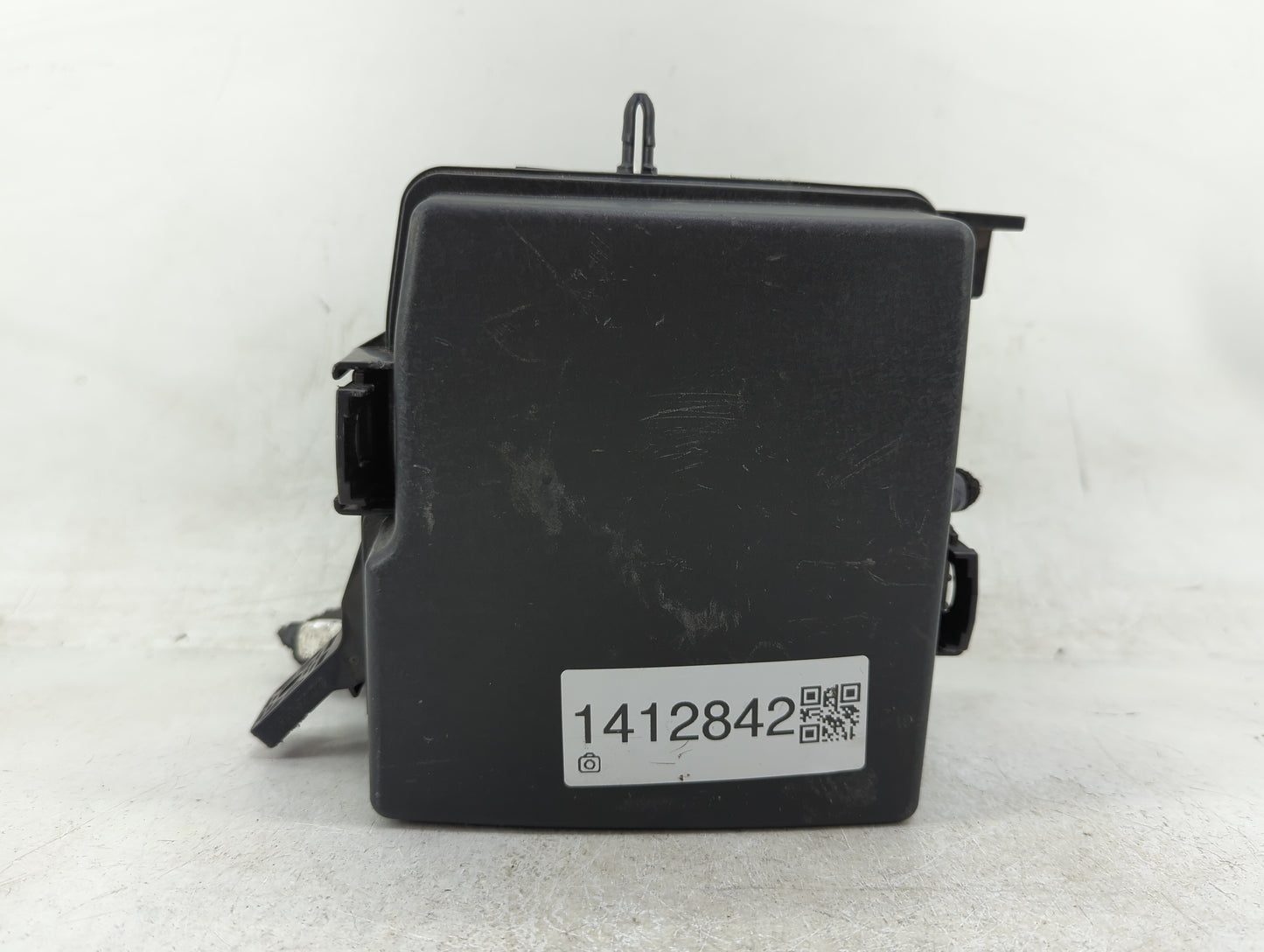 2014-2015 Kia Sorento Fusebox Fuse Box Panel Relay Module P/N:612585 Fits Fits 2014 2015 OEM Used Auto Parts - Oemusedautopa