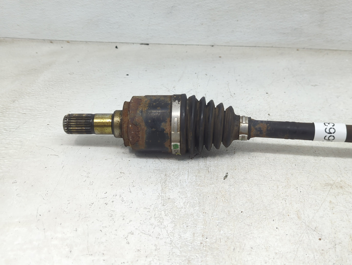 2014-2015 Kia Sorento Axle Shaft Rear Driver Cv C/v - Oemusedautoparts1.com