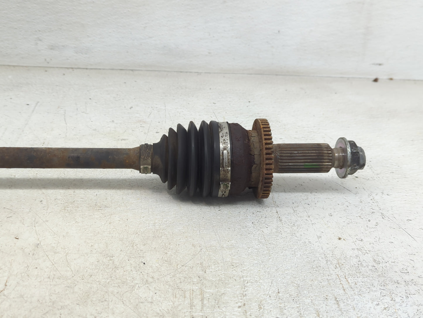 2014-2015 Kia Sorento Axle Shaft Rear Driver Cv C/v - Oemusedautoparts1.com