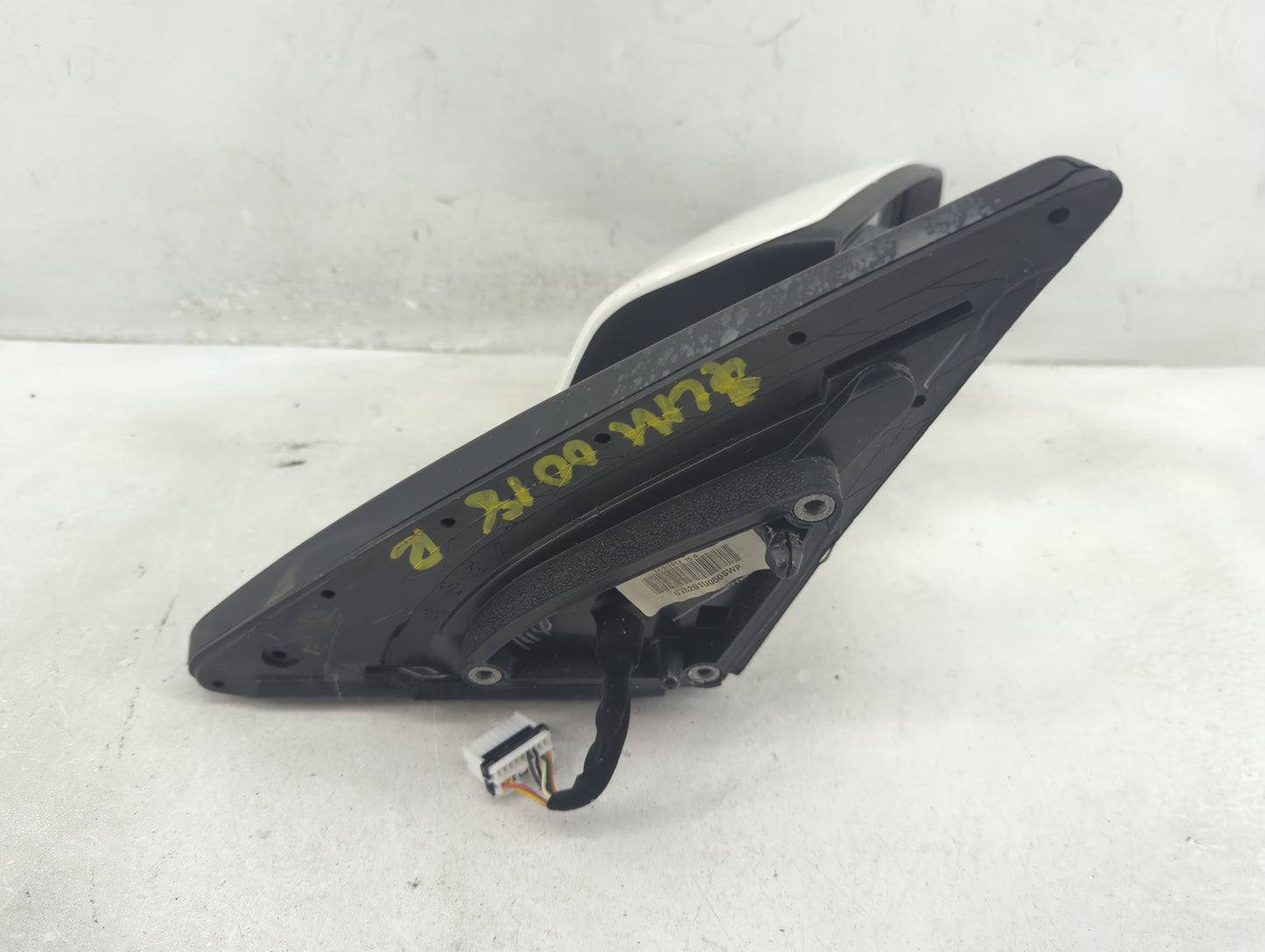 2011-2015 Kia Sorento Passenger Side View Mirror - Right Door Mirror OEM Used - Oemusedautoparts1.com