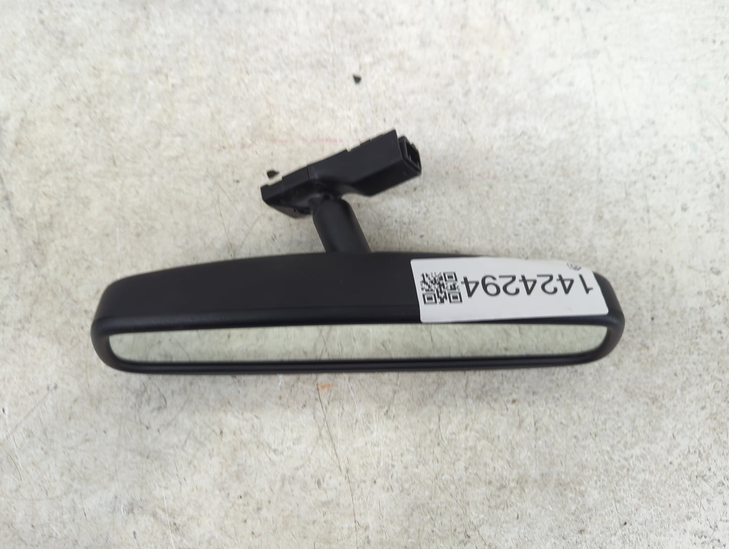 2011-2020 Kia Sorento Interior Rear View Mirror Replacement OEM P/N:026006 GNTX-552 Fits OEM Used Auto Parts - Oemusedautopa