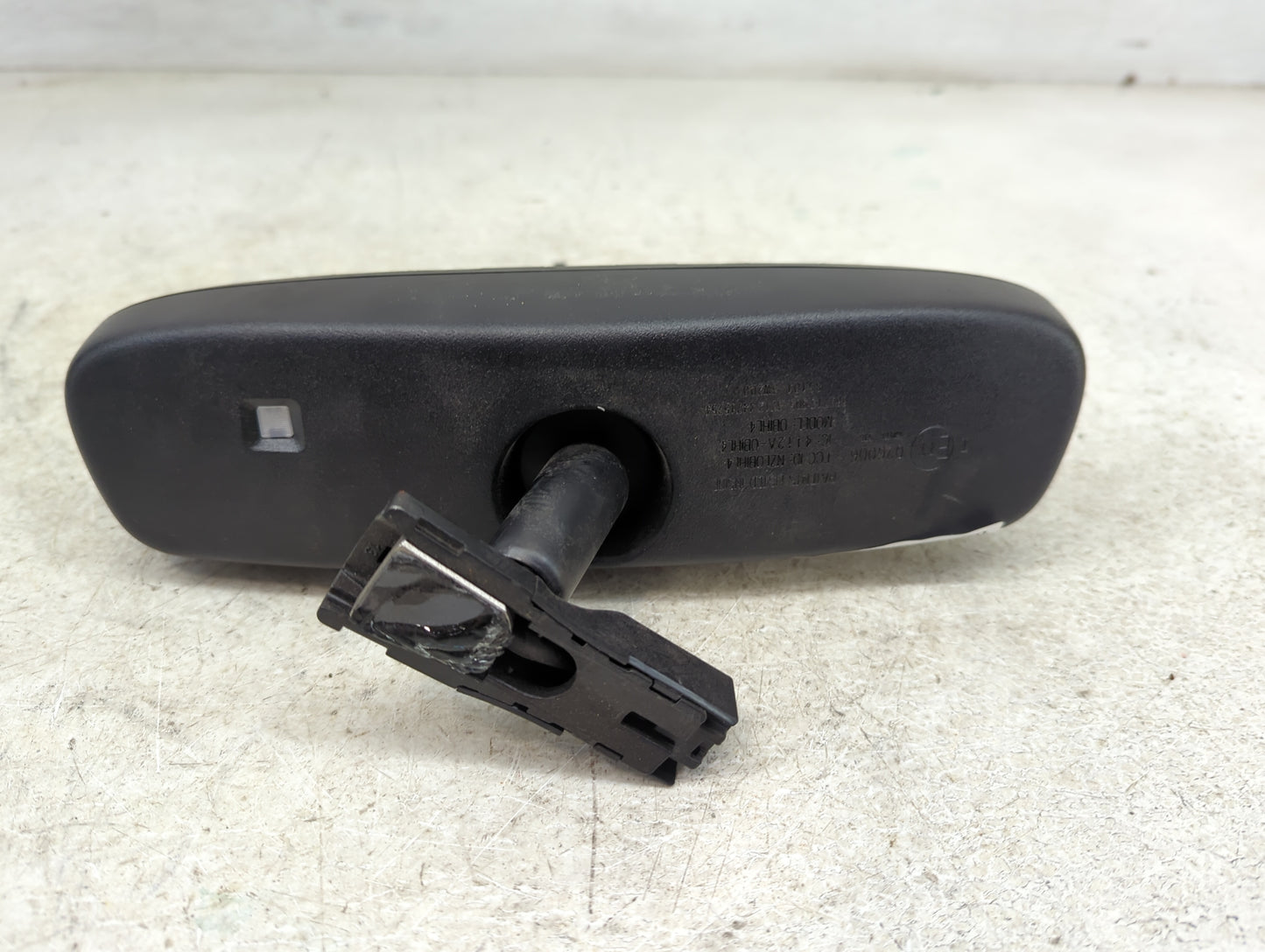 2011-2020 Kia Sorento Interior Rear View Mirror Replacement OEM P/N:026006 GNTX-552 Fits OEM Used Auto Parts - Oemusedautopa