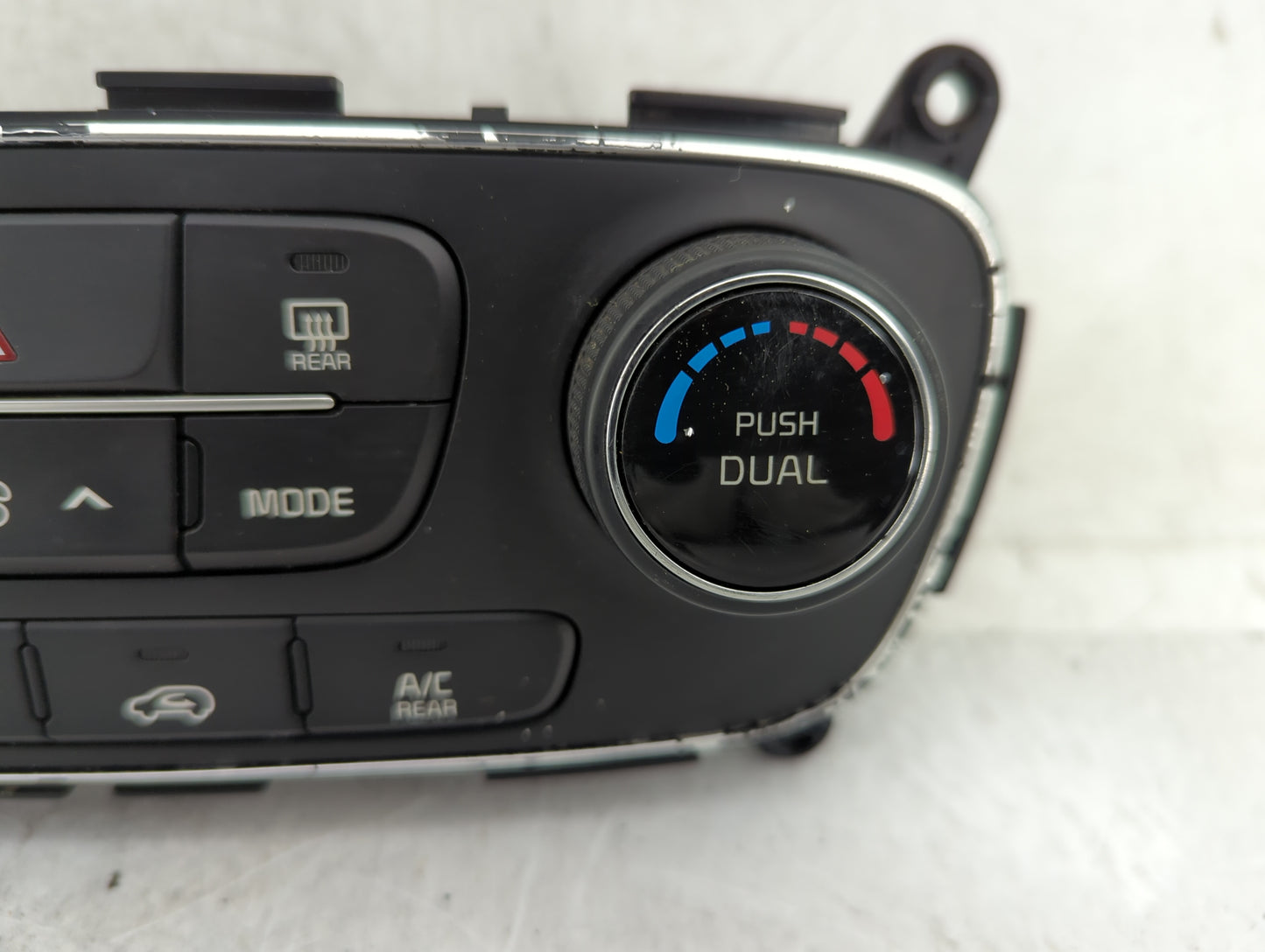 2014-2015 Kia Sorento Climate Control Module Temperature AC/Heater Replacement P/N:972501U575 972501U5856 Fits Fits 2014 201