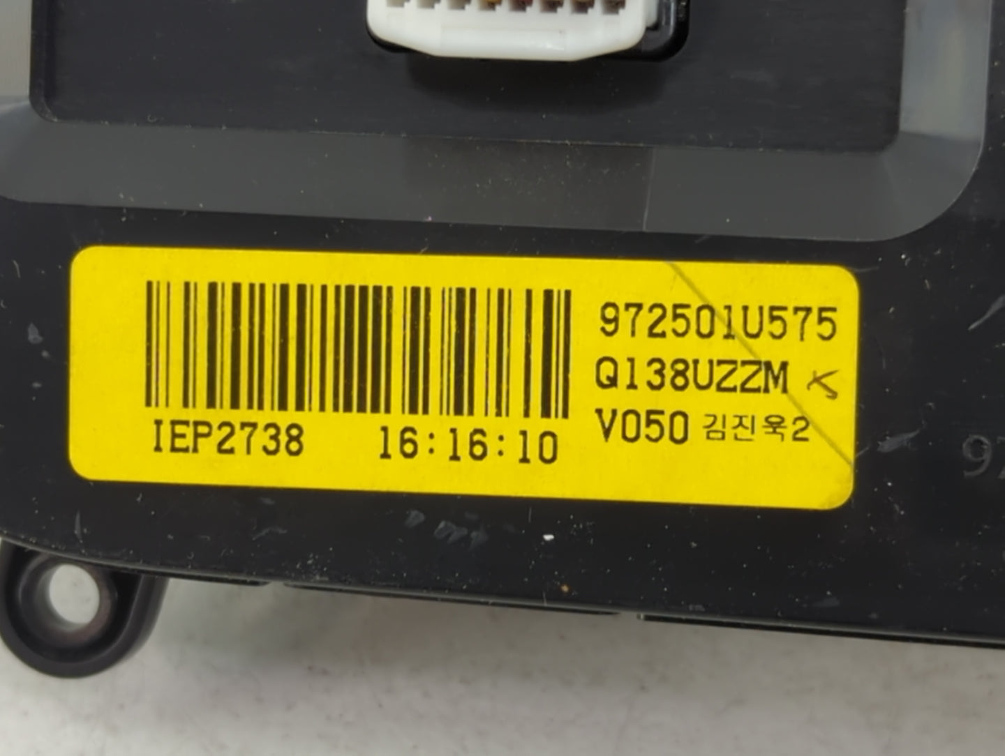 2014-2015 Kia Sorento Climate Control Module Temperature AC/Heater Replacement P/N:972501U575 Fits Fits 2014 2015 OEM Used A