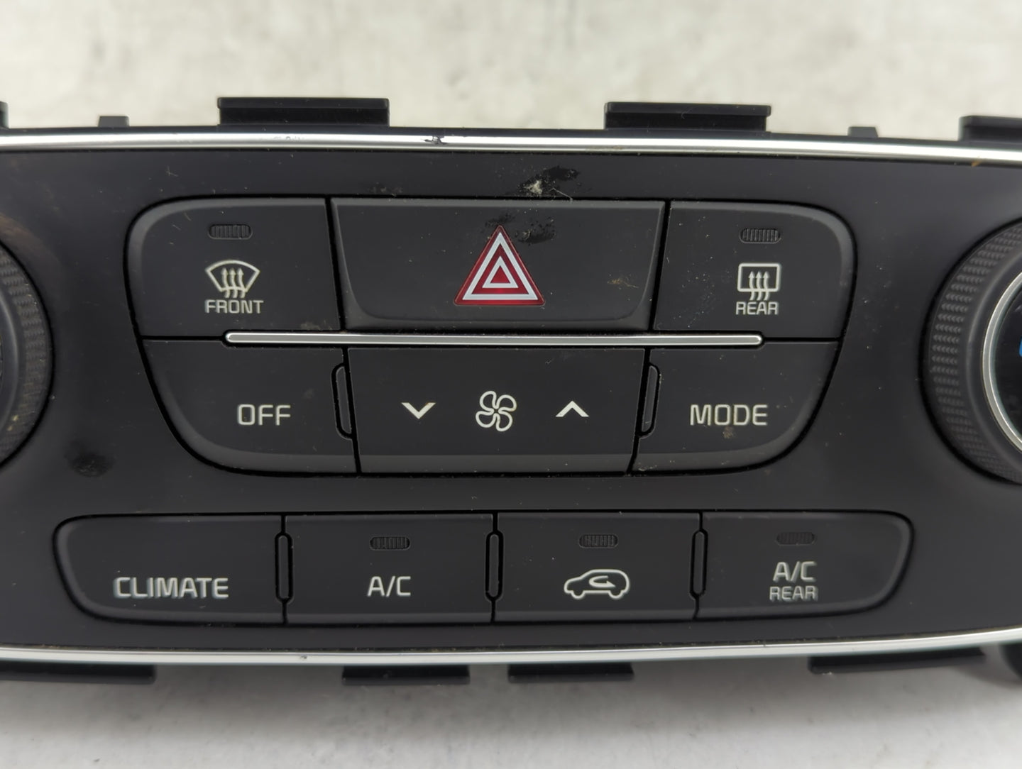 2014-2015 Kia Sorento Climate Control Module Temperature AC/Heater Replacement P/N:972501U585 Q138U1KM Fits Fits 2014 2015 O