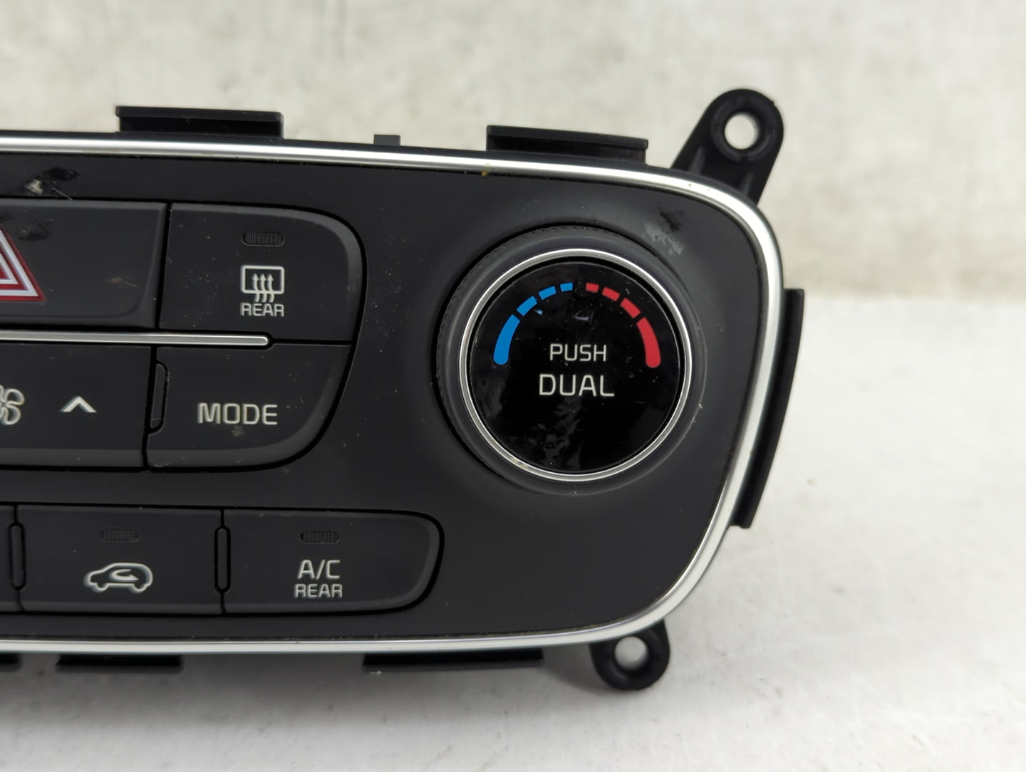 2014-2015 Kia Sorento Climate Control Module Temperature AC/Heater Replacement P/N:972501U585 Q138U1KM Fits Fits 2014 2015 O