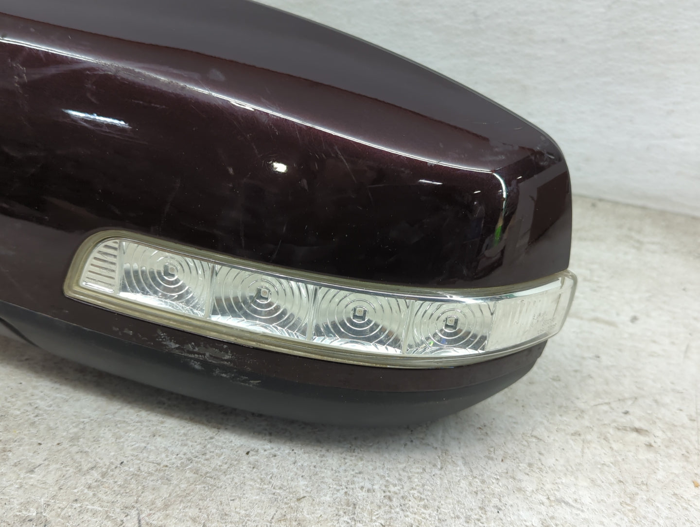 2014-2015 Kia Sorento Driver Side View Mirror - Left Door Mirror OEM Used - Oemusedautoparts1.com