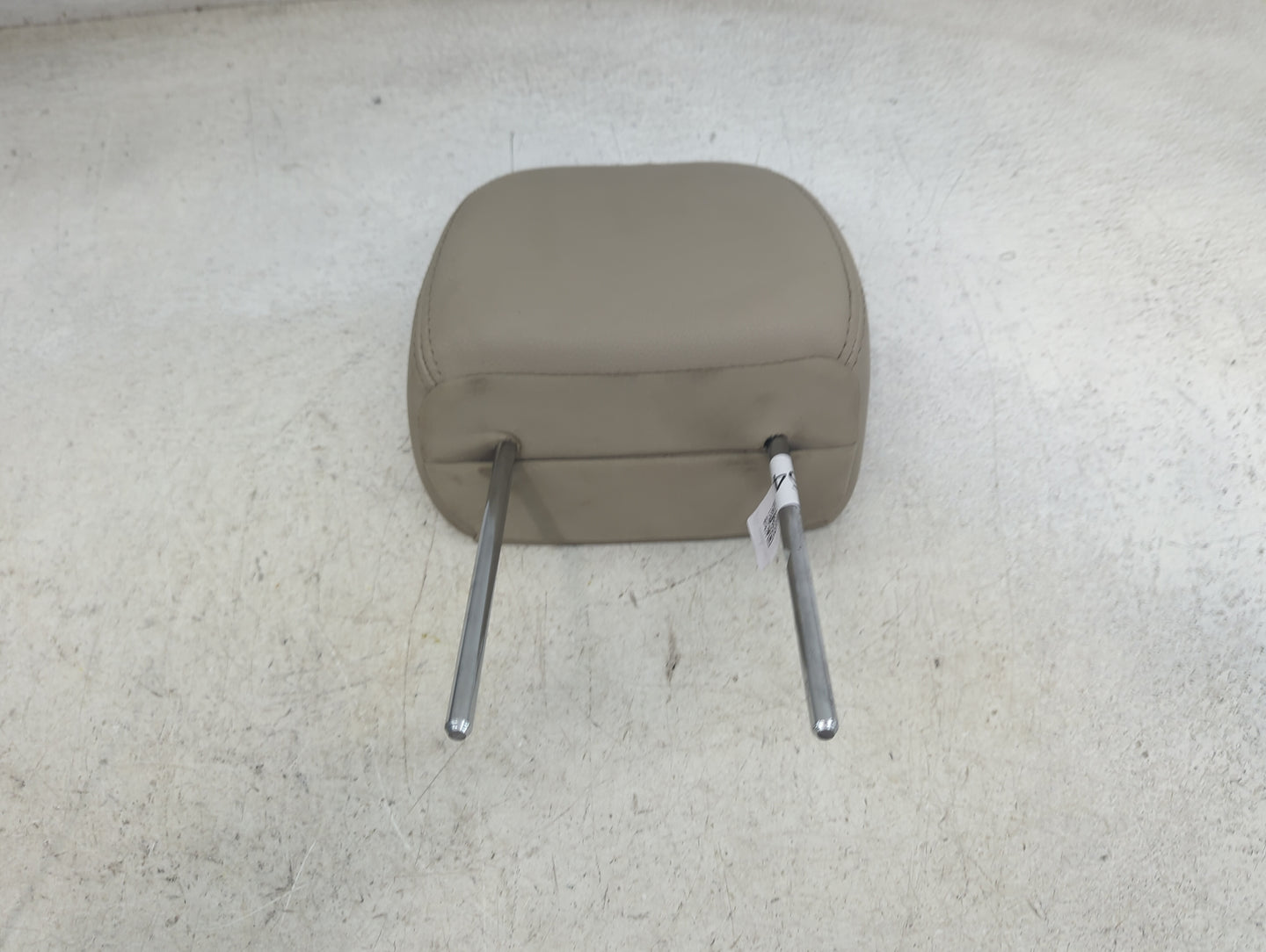 2014 Kia Sorento Headrest Head Rest Front Driver Seat Tan - Oemusedautoparts1.com