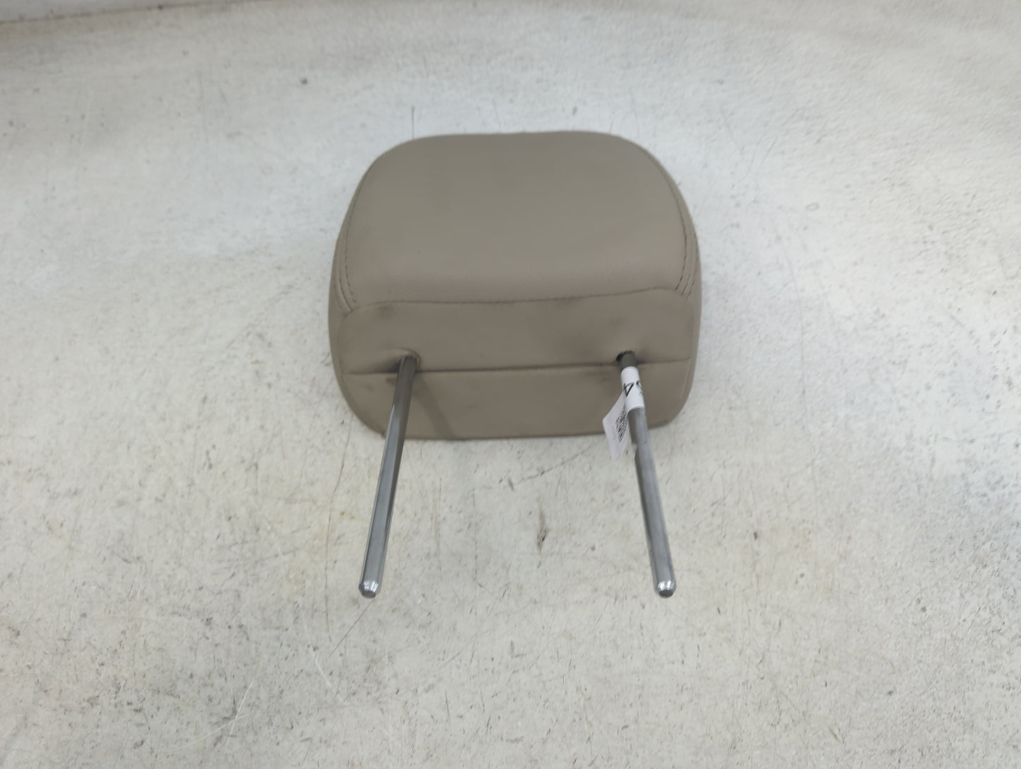 2014 Kia Sorento Headrest Head Rest Front Driver Seat Tan - Oemusedautoparts1.com