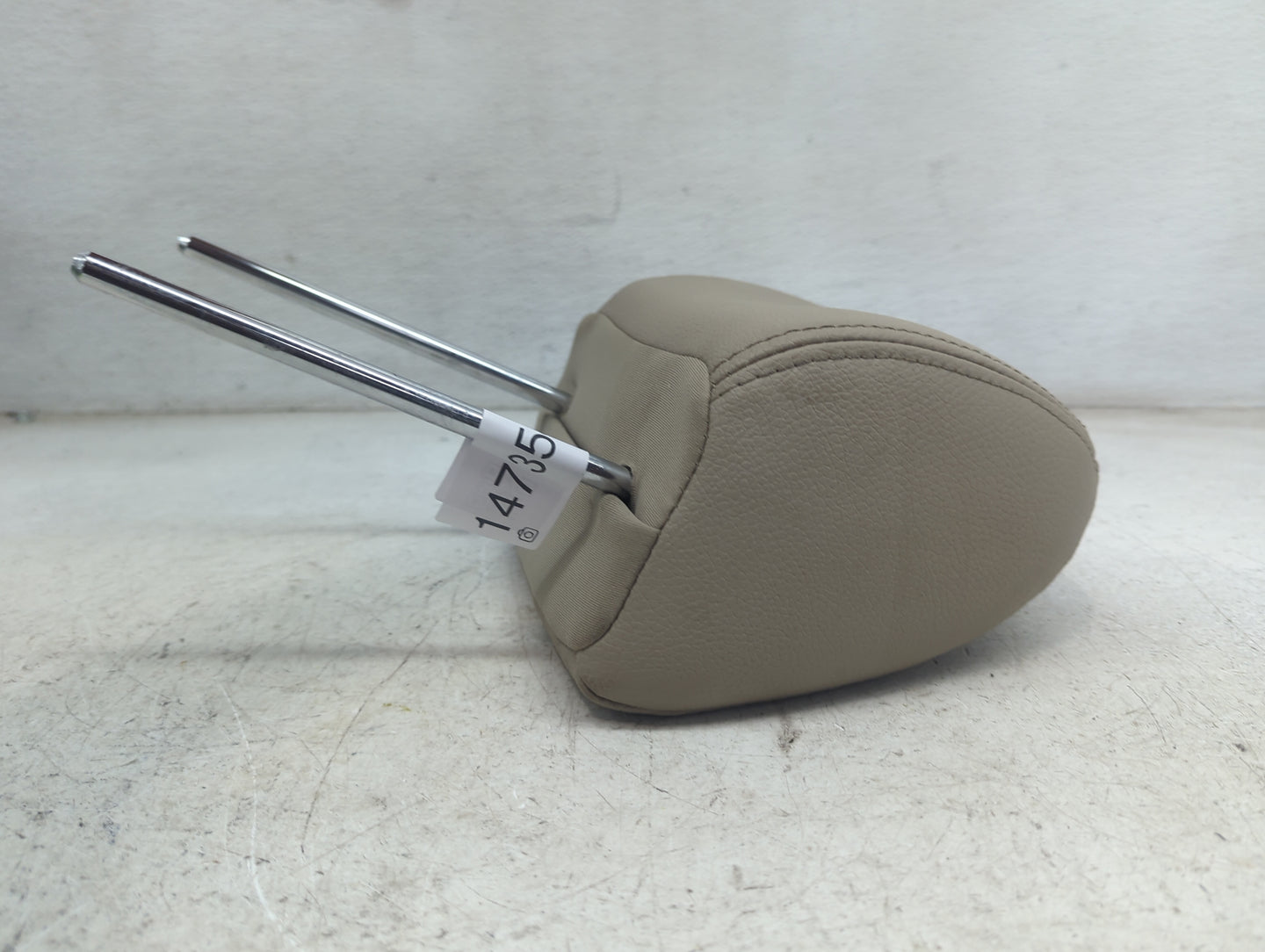 2014 Kia Sorento Headrest Head Rest Front Driver Seat Tan - Oemusedautoparts1.com