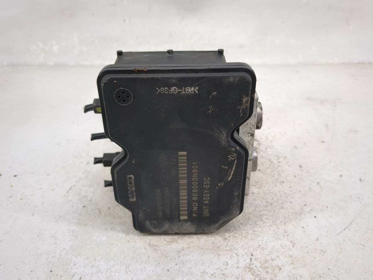 2014-2015 Kia Sorento Anti-Lock Brake ABS Pump Module Actuator OEM P/N:58920-1U000 MGH-60BH6013N800 Fits Fits 2014 2015 OEM 