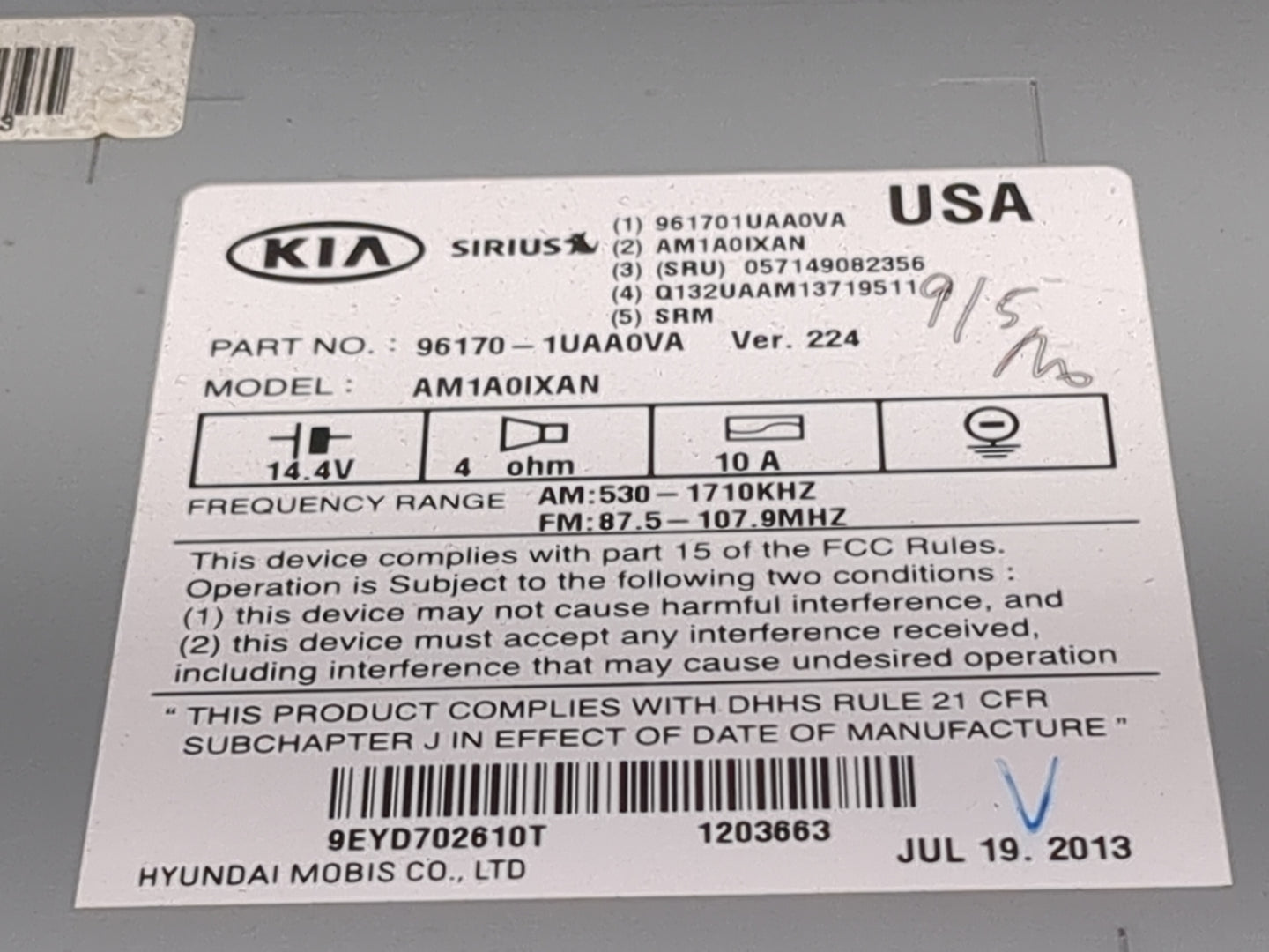2014-2015 Kia Sorento Radio AM FM Cd Player Receiver Replacement P/N:961701UAA0VA AM1A0IXAN, 96170-1UAA0VA Fits Fits 2014 20