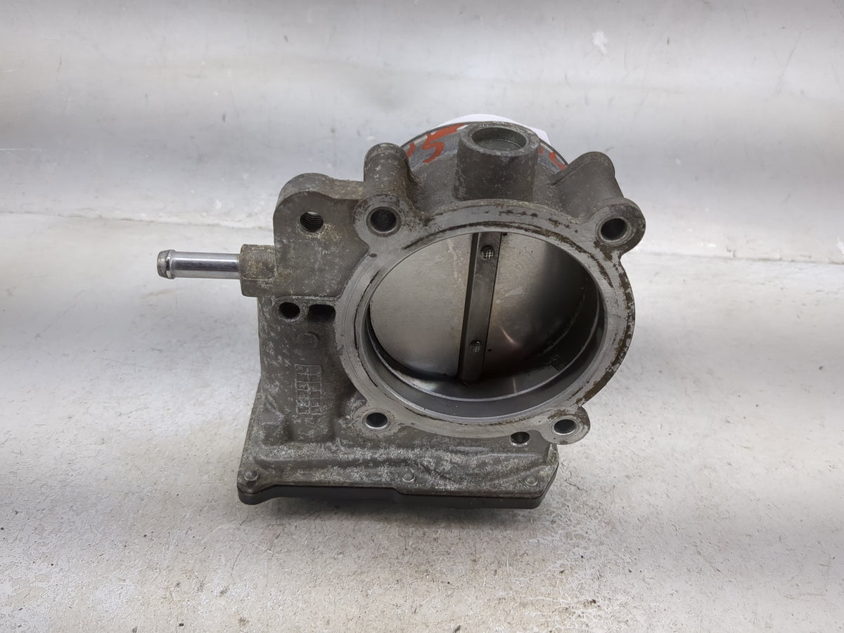 2014-2018 Kia Sorento Throttle Body P/N:35100-3CAA0 Fits Fits 2012 2013 2014 2015 2016 2017 2018 OEM Used Auto Parts - Oemus