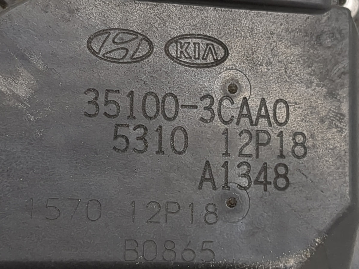 2014-2018 Kia Sorento Throttle Body P/N:35100-3CAA0 Fits Fits 2012 2013 2014 2015 2016 2017 2018 OEM Used Auto Parts - Oemus