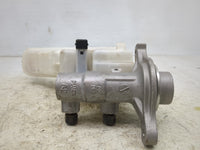 2014-2015 Kia Sorento Brake Master Cylinder 1512910 - Oemusedautoparts1.com