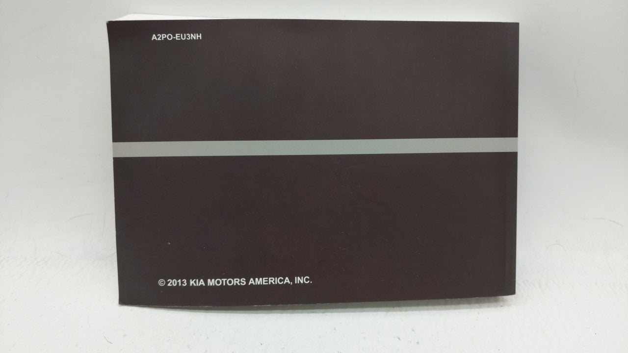 2014 Kia Sorento Owners Manual Book Guide OEM Used Auto Parts - Oemusedautoparts1.com