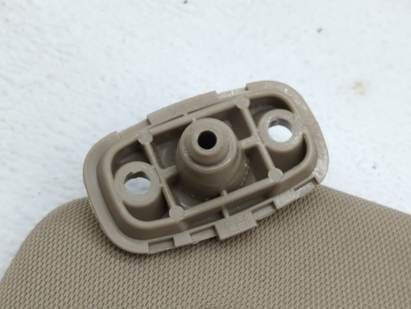 2011-2015 Kia Sorento Sun Visor Shade Replacement Driver Left Mirror Fits Fits 2011 2012 2013 2014 2015 OEM Used Auto Parts 