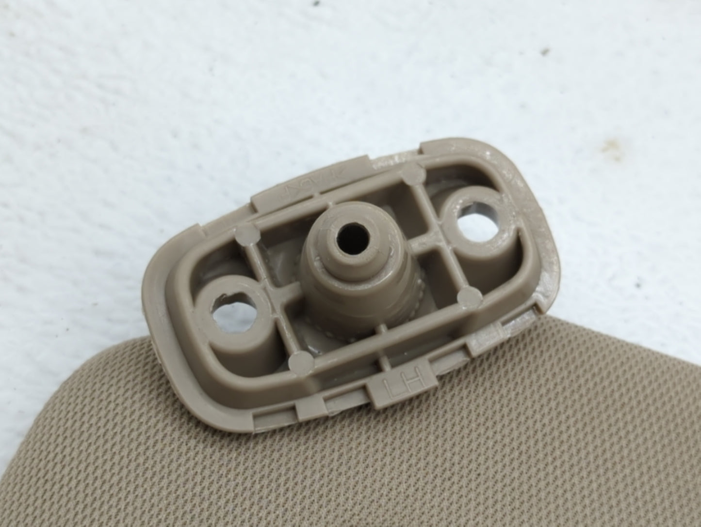 2011-2015 Kia Sorento Sun Visor Shade Replacement Driver Left Mirror Fits Fits 2011 2012 2013 2014 2015 OEM Used Auto Parts 