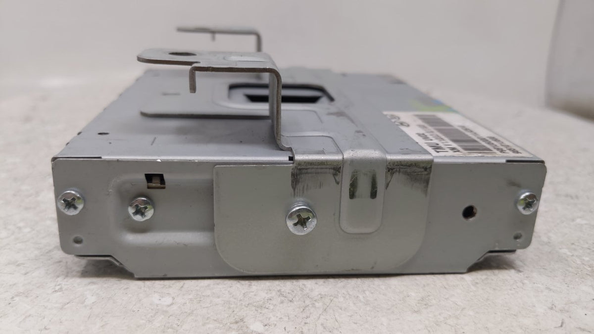 2014 Kia Sorento Radio AM FM Cd Player Receiver Replacement OEM Used Auto Parts - Oemusedautoparts1.com