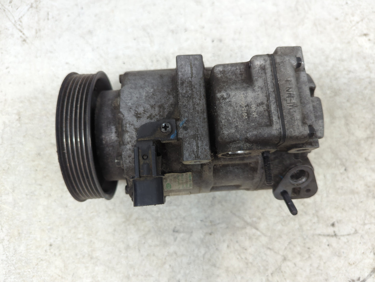 2012-2015 Kia Sorento Air Conditioning A/c Ac Compressor Oem - Oemusedautoparts1.com