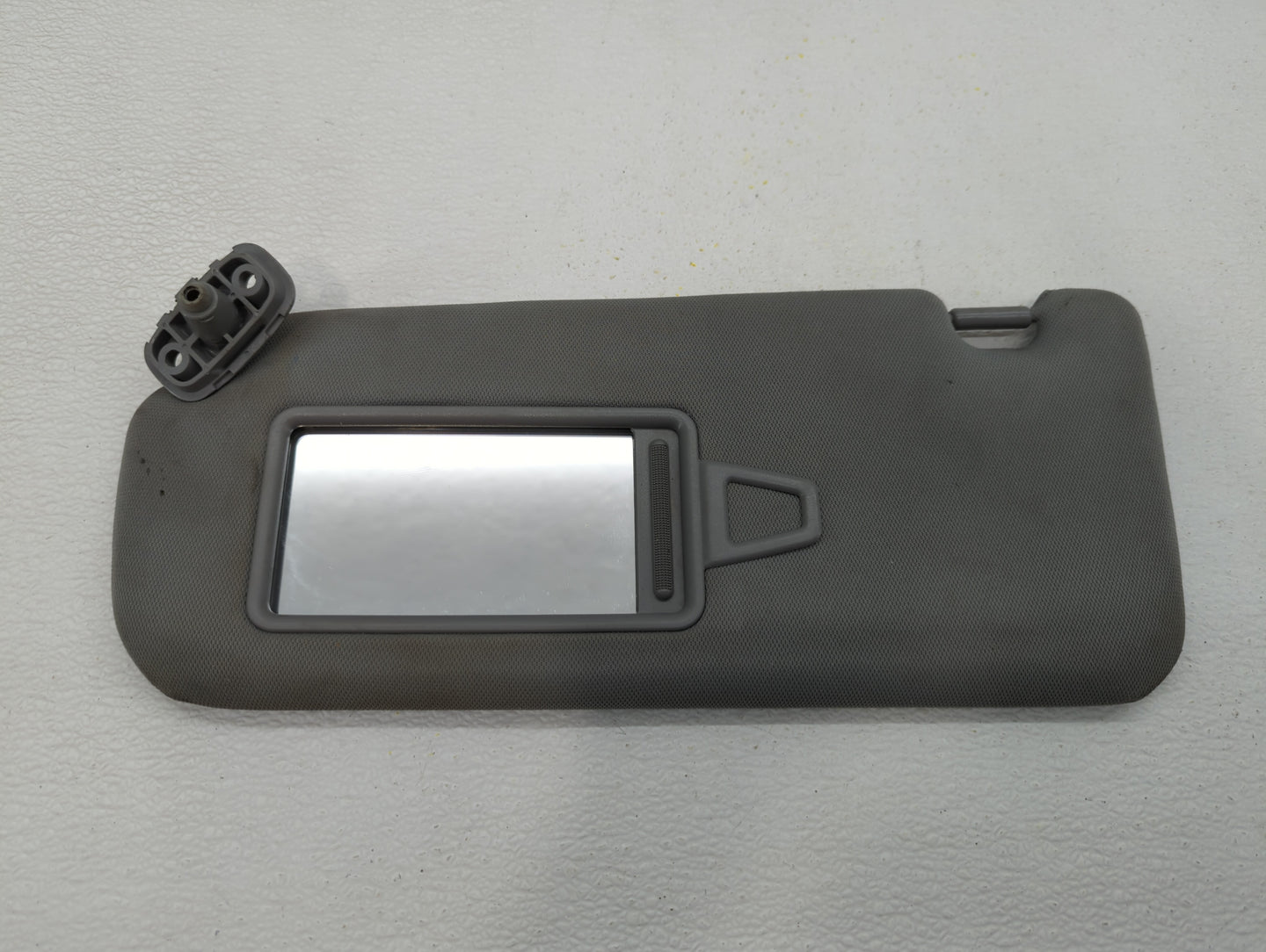2011-2015 Kia Sorento Sun Visor Shade Replacement Driver Left Mirror Fits Fits 2011 2012 2013 2014 2015 OEM Used Auto Parts 
