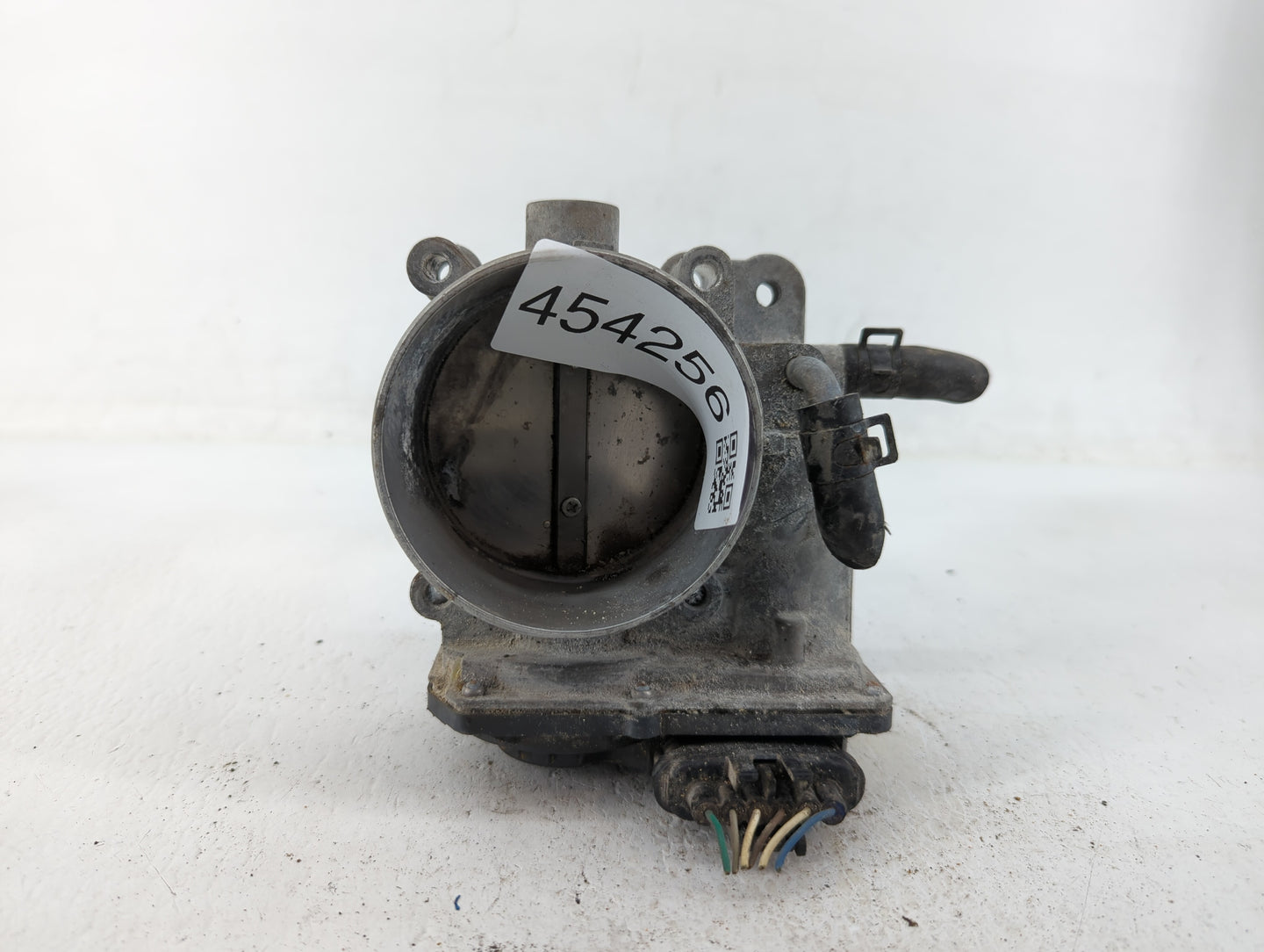 2014-2018 Kia Sorento Throttle Body P/N:35100-3CAA0 Fits Fits 2012 2013 2014 2015 2016 2017 2018 OEM Used Auto Parts - Oemus