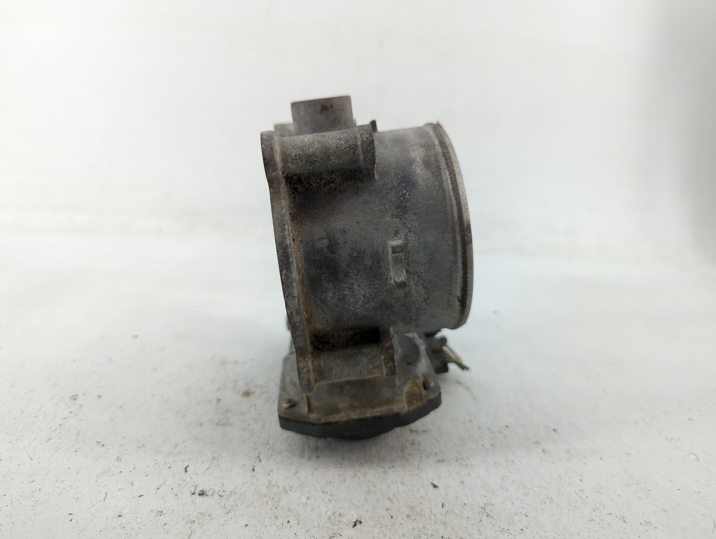 2014-2018 Kia Sorento Throttle Body P/N:35100-3CAA0 Fits Fits 2012 2013 2014 2015 2016 2017 2018 OEM Used Auto Parts - Oemus