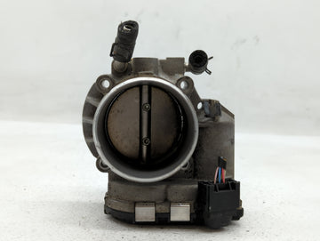 2012-2015 Kia Sorento Throttle Body P/N:35100-2G700 Fits Fits 2011 2012 2013 2014 2015 2016 OEM Used Auto Parts - Oemusedaut