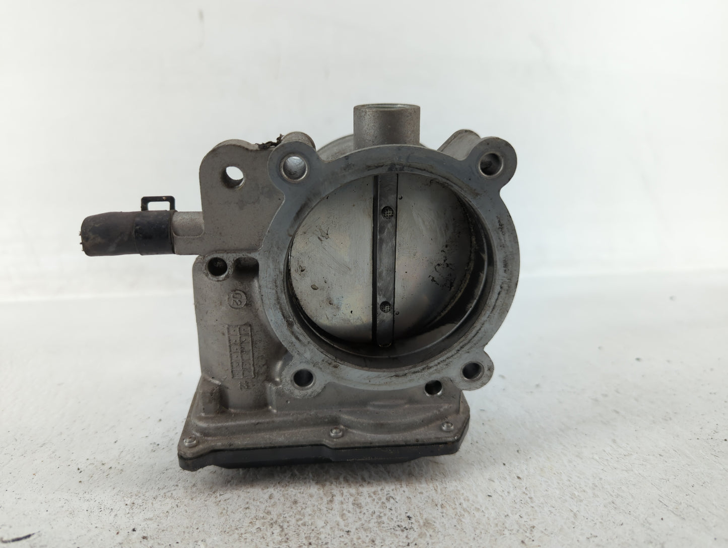 2014-2018 Kia Sorento Throttle Body P/N:35100-3CAA0 Fits Fits 2012 2013 2014 2015 2016 2017 2018 OEM Used Auto Parts - Oemus