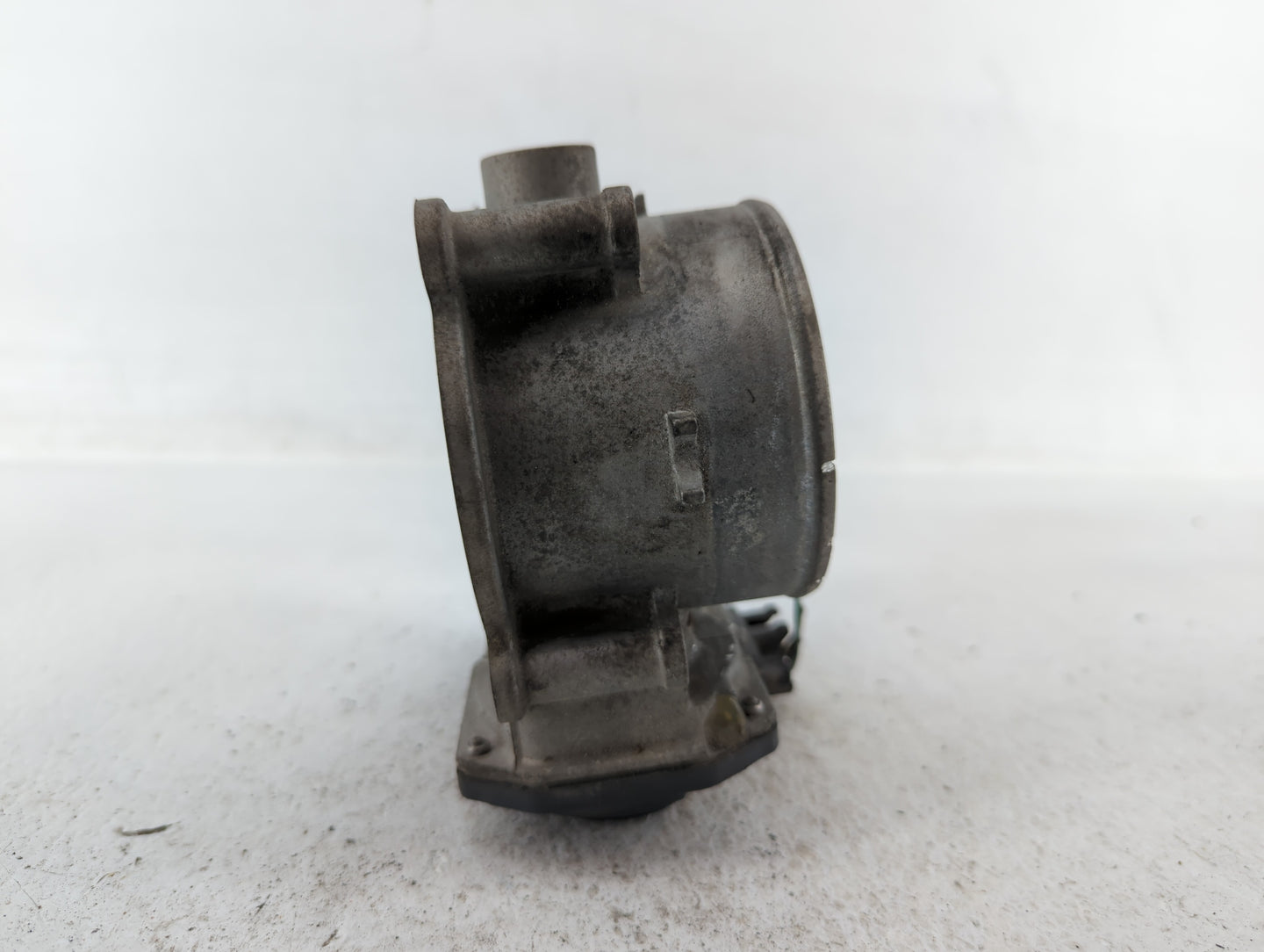 2014-2018 Kia Sorento Throttle Body P/N:35100-3CAA0 Fits Fits 2012 2013 2014 2015 2016 2017 2018 OEM Used Auto Parts - Oemus