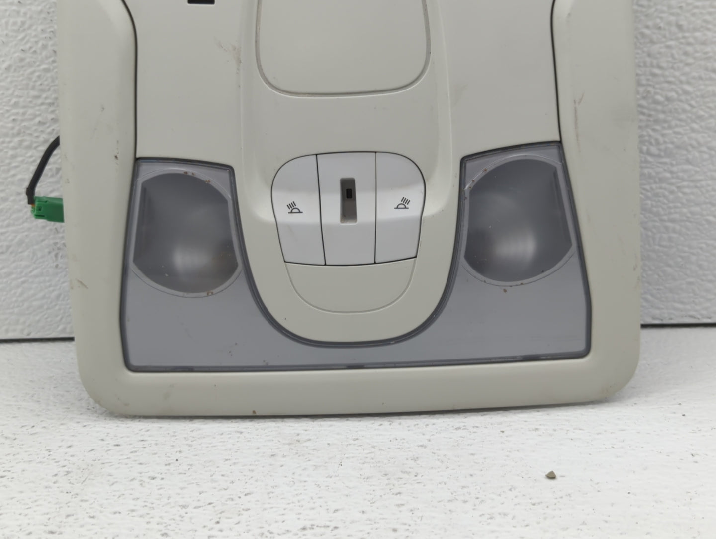 2014 Kia Sorento Overhead Roof Console White - Oemusedautoparts1.com