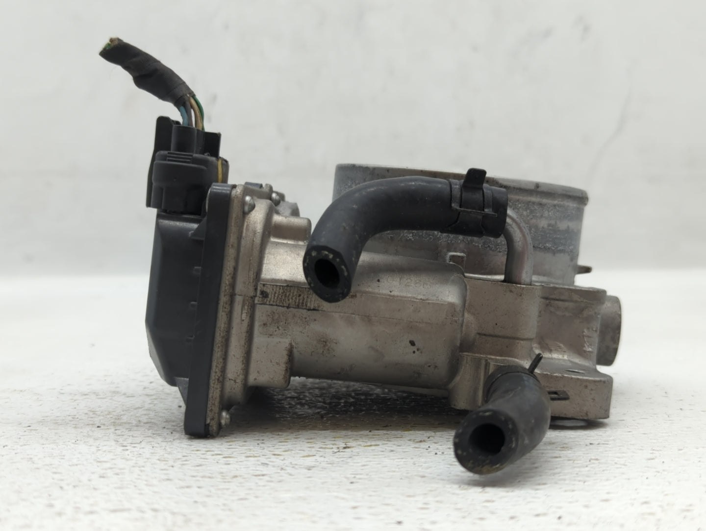 2014-2018 Kia Sorento Throttle Body P/N:35100-3CAA0 Fits Fits 2012 2013 2014 2015 2016 2017 2018 OEM Used Auto Parts - Oemus