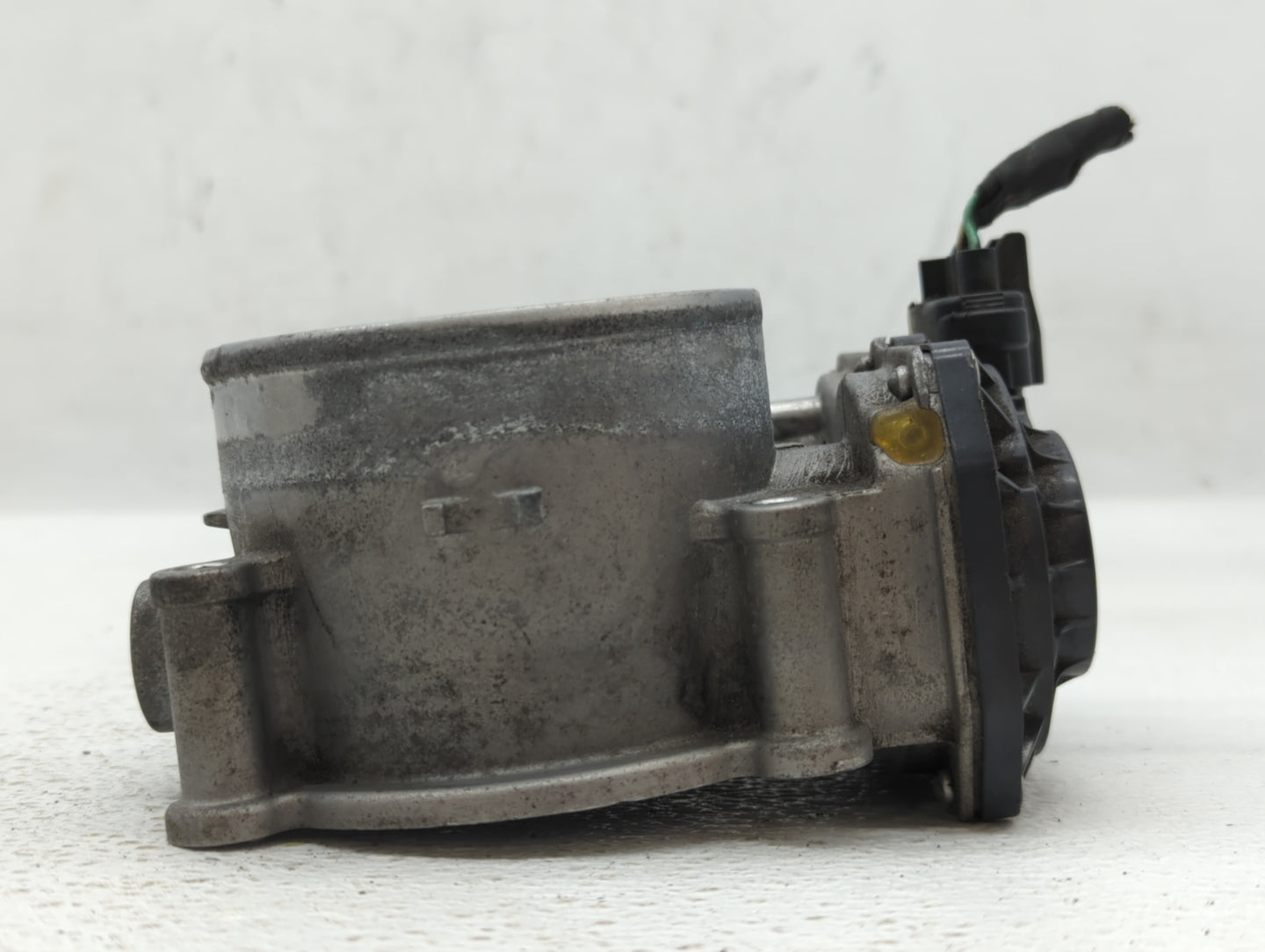 2014-2018 Kia Sorento Throttle Body P/N:35100-3CAA0 Fits Fits 2012 2013 2014 2015 2016 2017 2018 OEM Used Auto Parts - Oemus