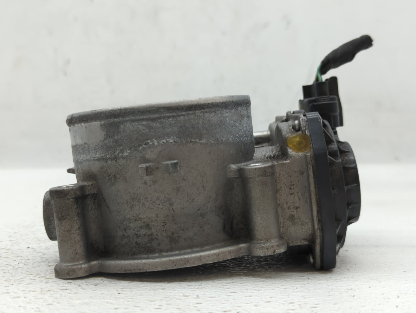 2014-2018 Kia Sorento Throttle Body P/N:35100-3CAA0 Fits Fits 2012 2013 2014 2015 2016 2017 2018 OEM Used Auto Parts - Oemus