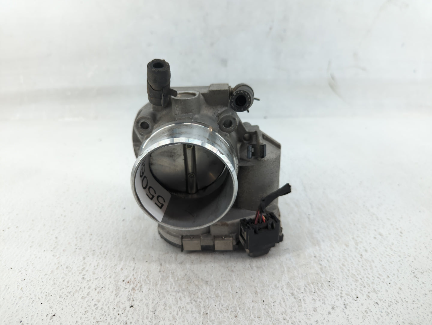 2012-2015 Kia Sorento Throttle Body P/N:35100-2G700 Fits Fits 2011 2012 2013 2014 2015 2016 OEM Used Auto Parts - Oemusedaut
