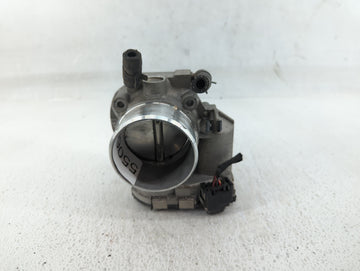 2012-2015 Kia Sorento Throttle Body P/N:35100-2G700 Fits Fits 2011 2012 2013 2014 2015 2016 OEM Used Auto Parts - Oemusedaut