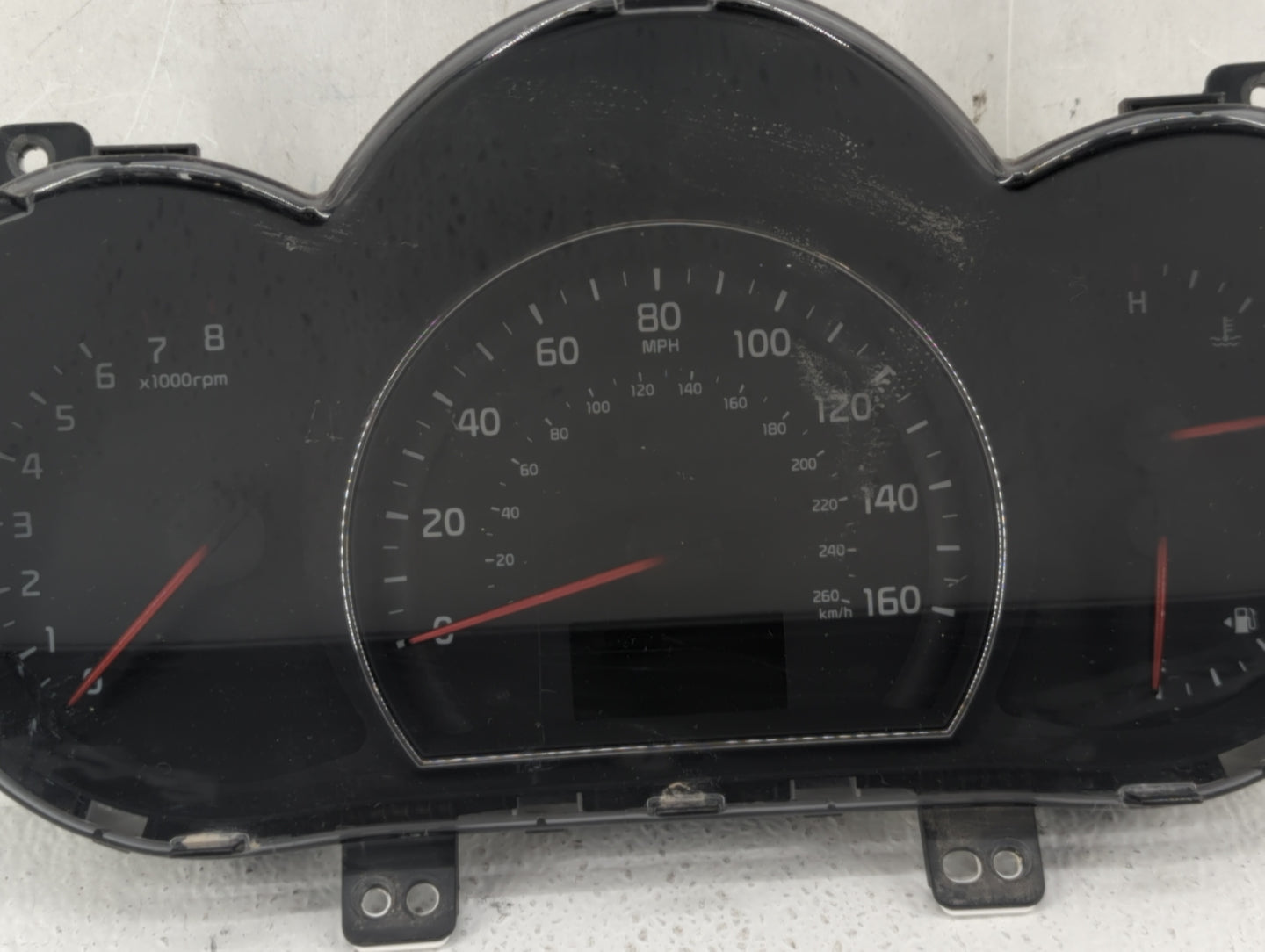 2014-2015 Kia Sorento Instrument Cluster Speedometer Gauges P/N:94004-1U010 Fits Fits 2014 2015 OEM Used Auto Parts - Oemuse