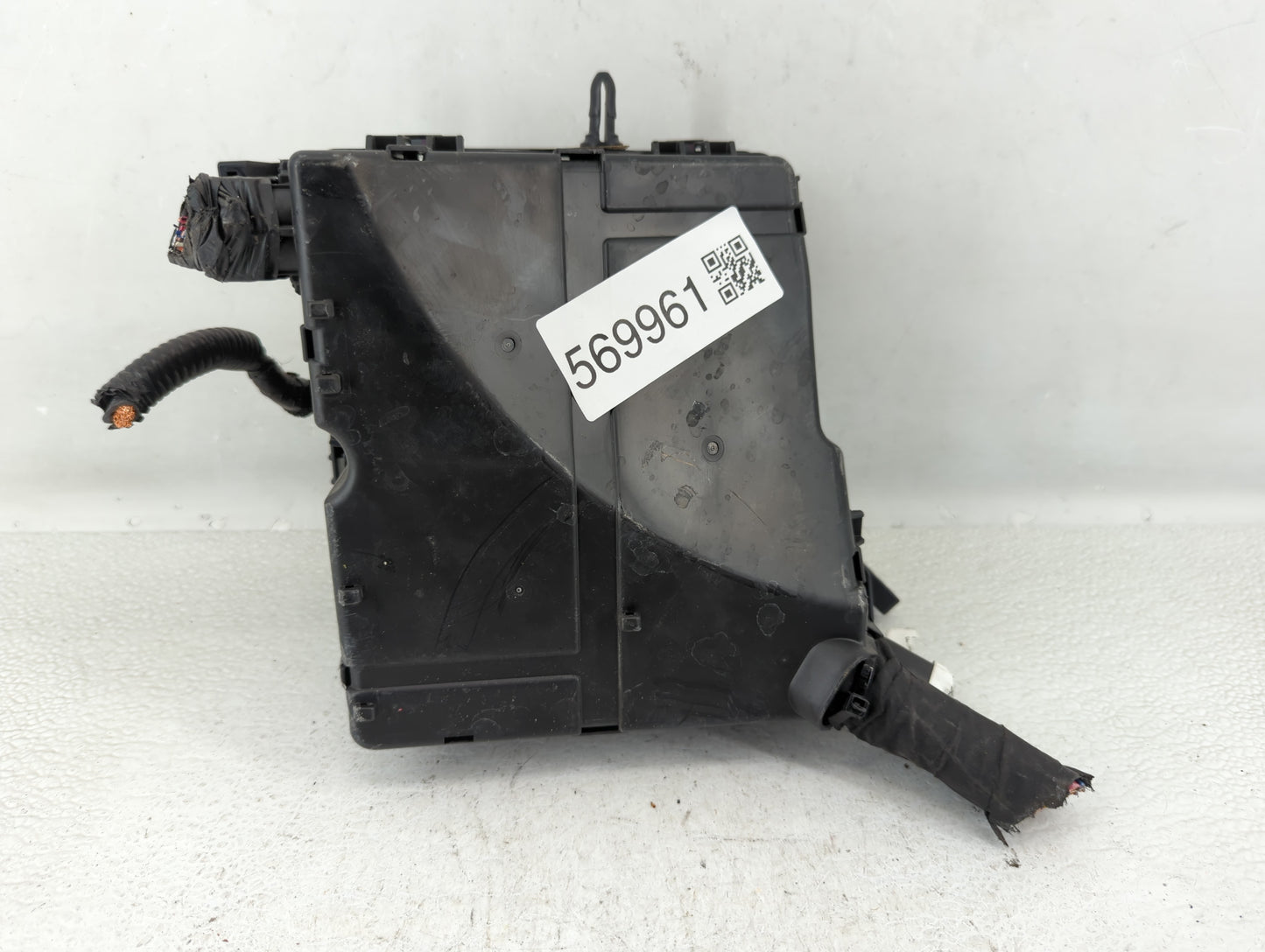 2014-2015 Kia Sorento Fusebox Fuse Box Panel Relay Module P/N:91941-2P520QQK Fits Fits 2014 2015 OEM Used Auto Parts - Oemus