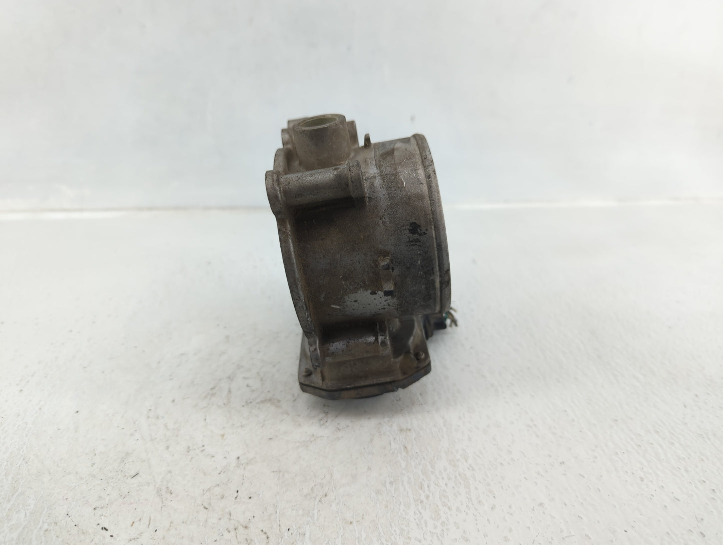2014-2018 Kia Sorento Throttle Body P/N:4DR-3.3L V6 DOHC 24V Fits Fits 2012 2013 2014 2015 2016 2017 2018 OEM Used Auto Part