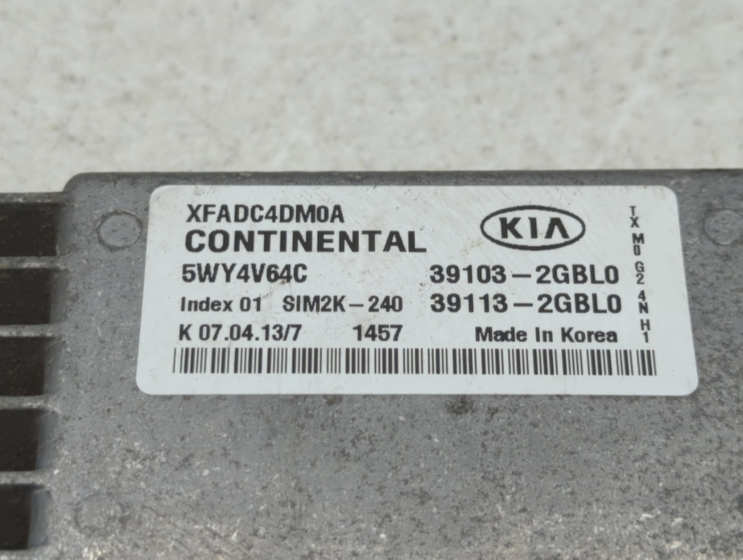 2014-2015 Kia Sorento PCM Engine Control Computer ECU ECM PCU OEM P/N:39103-2GBL0 Fits Fits 2014 2015 OEM Used Auto Parts - 