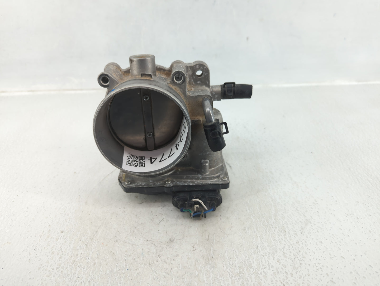 2014-2018 Kia Sorento Throttle Body P/N:35100-3CAA0 Fits Fits 2012 2013 2014 2015 2016 2017 2018 OEM Used Auto Parts - Oemus