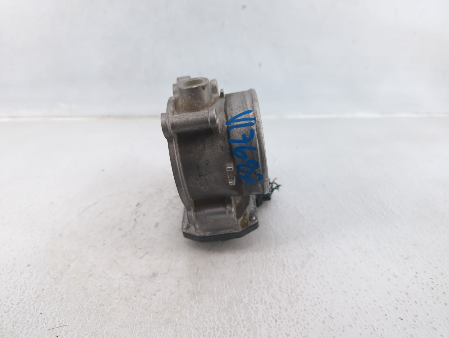 2014-2018 Kia Sorento Throttle Body P/N:35100-3CAA0 Fits Fits 2012 2013 2014 2015 2016 2017 2018 OEM Used Auto Parts - Oemus