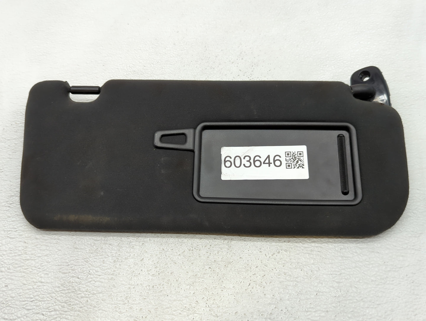 2011-2015 Kia Sorento Sun Visor Shade Replacement Passenger Right Mirror Fits Fits 2011 2012 2013 2014 2015 OEM Used Auto Pa
