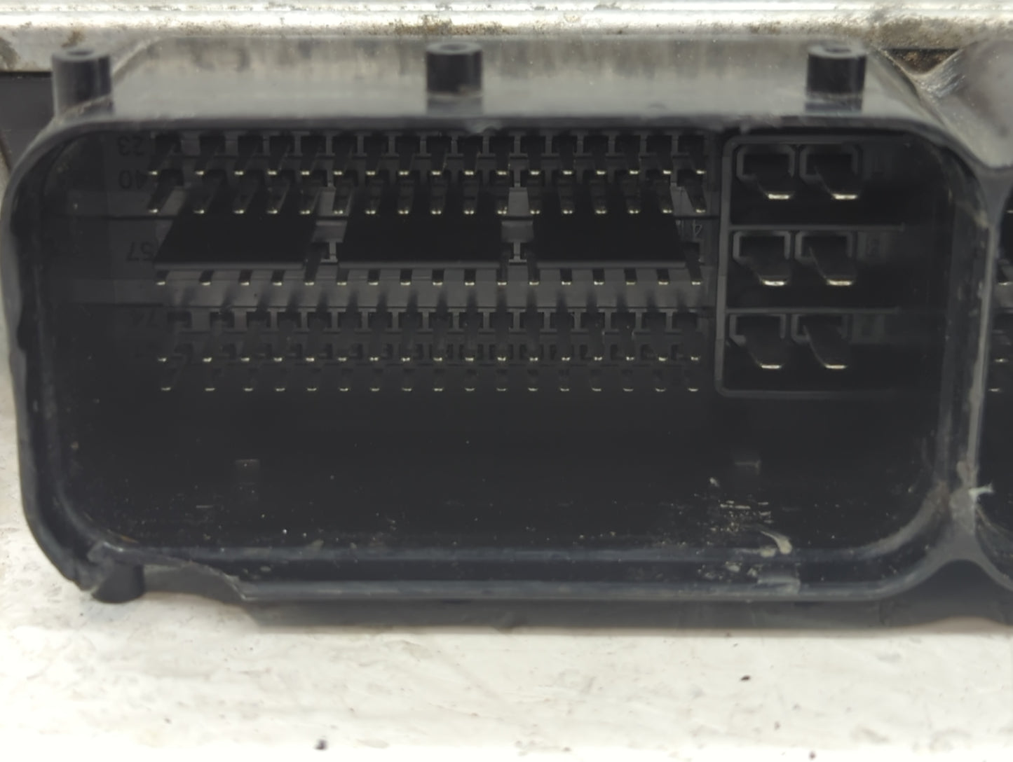 2014-2015 Kia Sorento PCM Engine Control Computer ECU ECM PCU OEM P/N:39103-2GBL1 Fits Fits 2014 2015 OEM Used Auto Parts - 