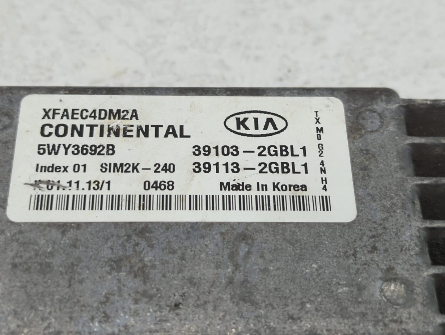 2014-2015 Kia Sorento PCM Engine Control Computer ECU ECM PCU OEM P/N:39103-2GBL1 Fits Fits 2014 2015 OEM Used Auto Parts - 