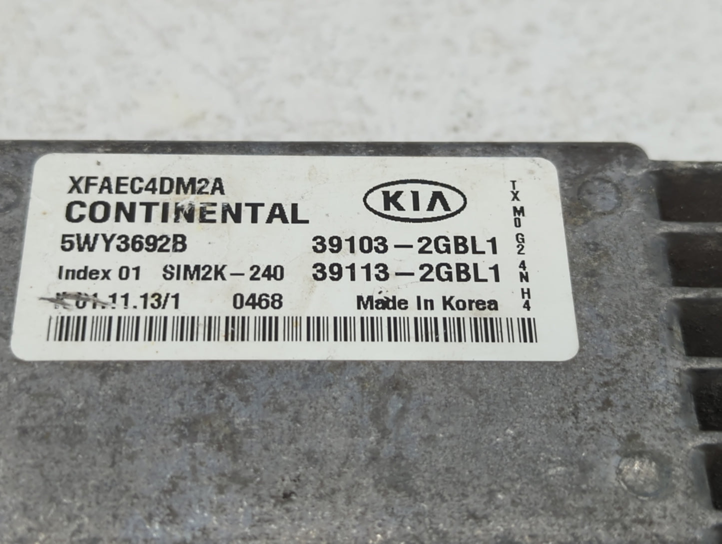 2014-2015 Kia Sorento PCM Engine Control Computer ECU ECM PCU OEM P/N:39103-2GBL1 Fits Fits 2014 2015 OEM Used Auto Parts - 